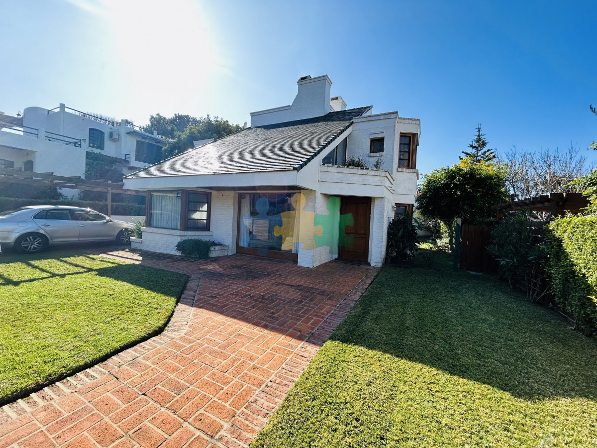 casa en venta, a metros del mar, punta del este - ref : eqp5149 - equ5149c
