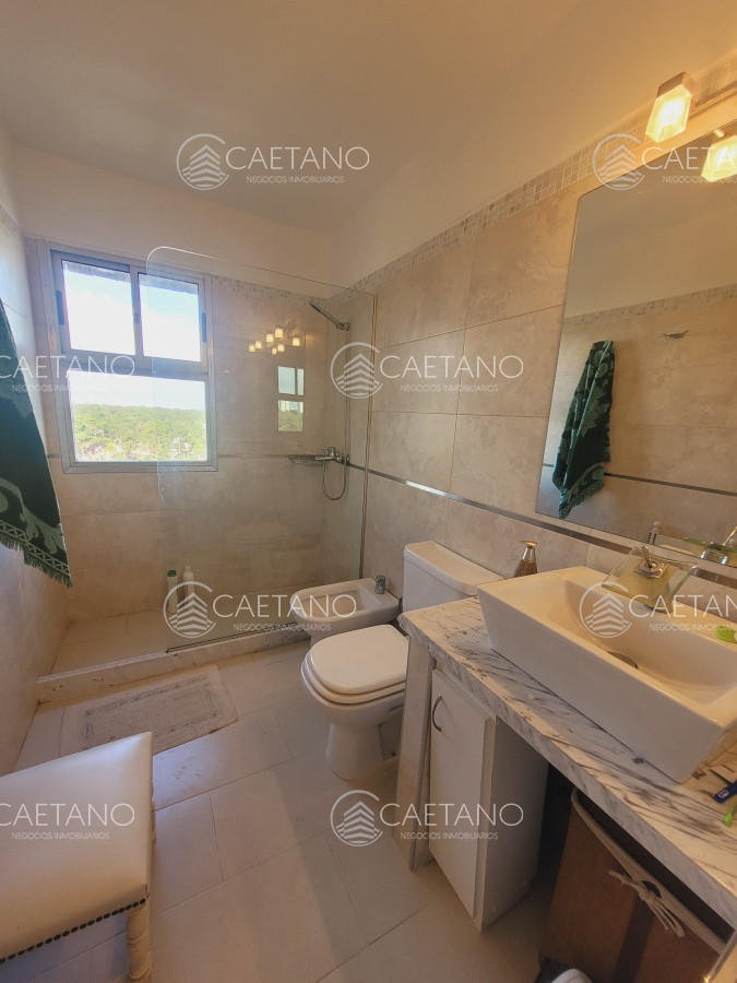 Apartamento ID.4117 - Apartamento En Venta 3 dormitorios a 400 metros del mar!! 