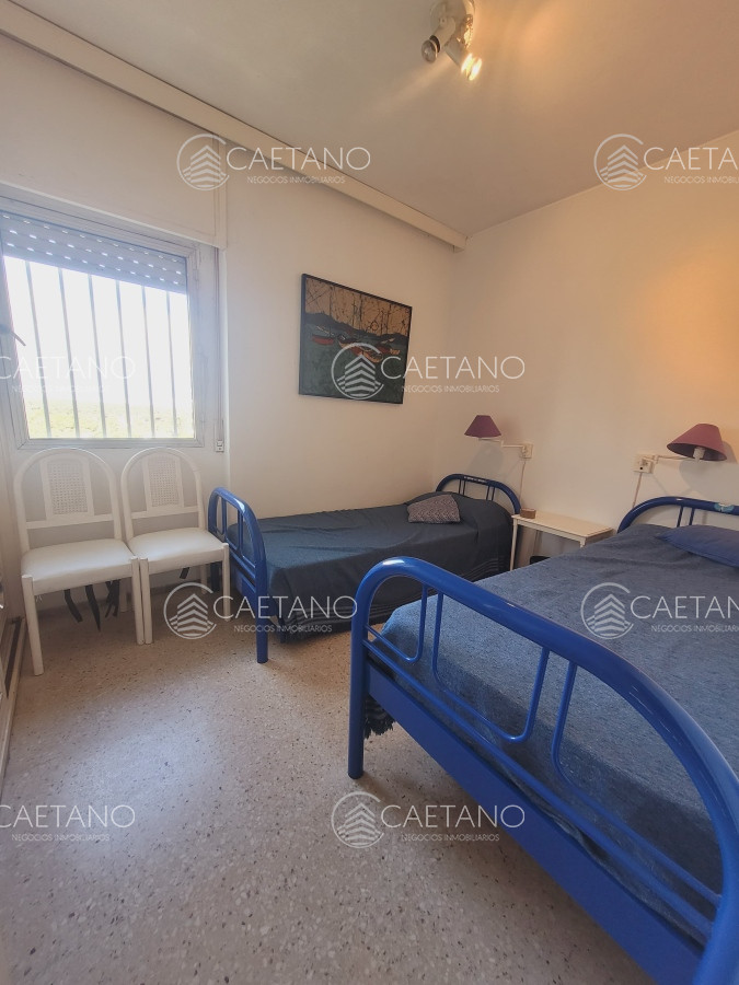 Apartamento ID.4117 - Apartamento En Venta 3 dormitorios a 400 metros del mar!! 