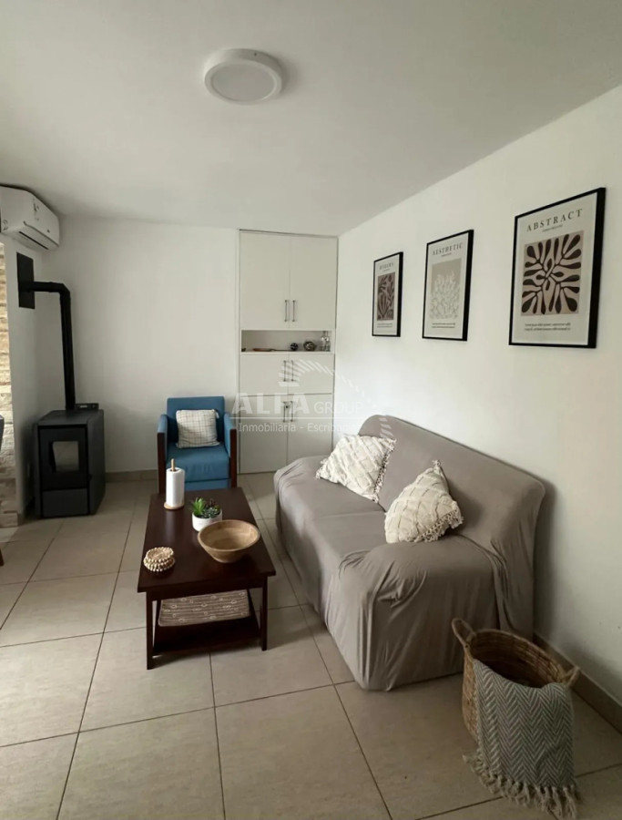 Apartamento ID.6900 - Punta del Este, APTO ubicado en la península en venta de 1 dormitorio y medio !! A metros del mar !!