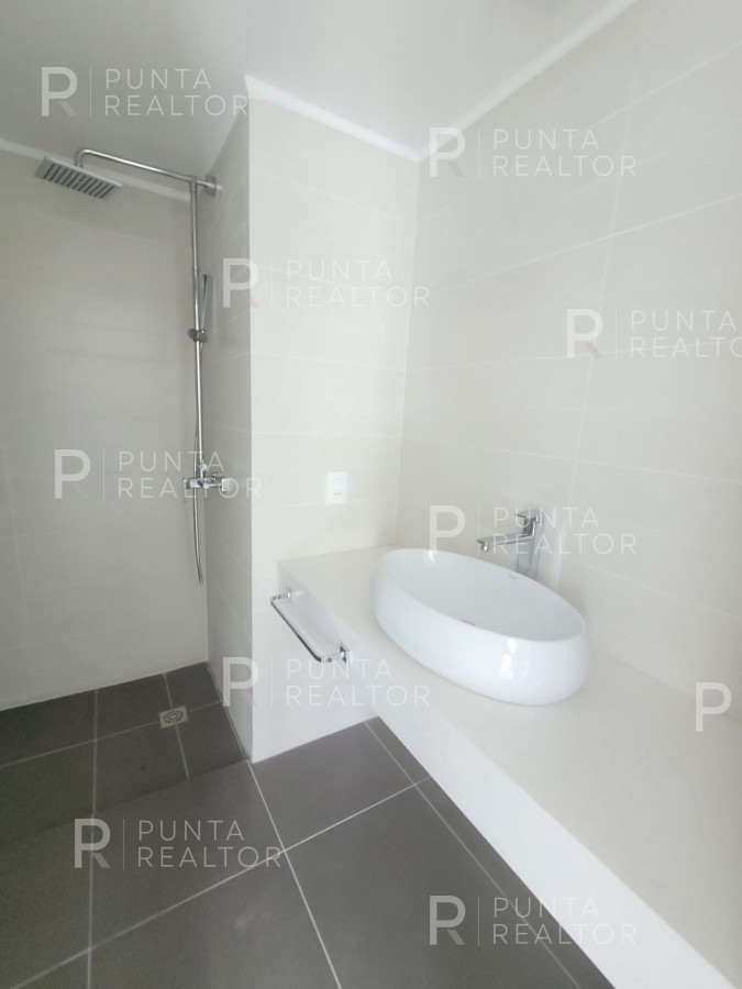 Apartamento ID.1286 - Apartamento en Venta, a estrenar, Primera fila Playa Brava - Punta del Este