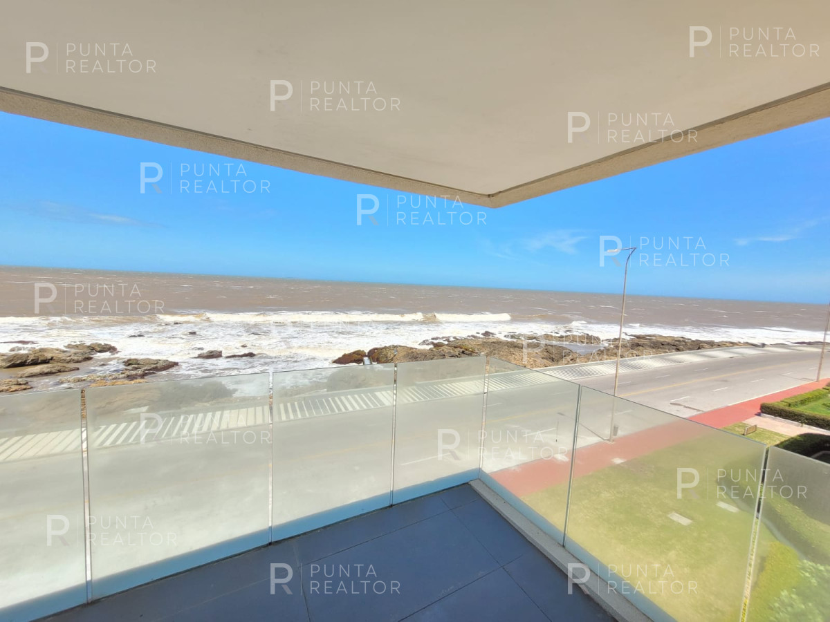 Apartamento ID.1286 - Apartamento en Venta, a estrenar, Primera fila Playa Brava - Punta del Este