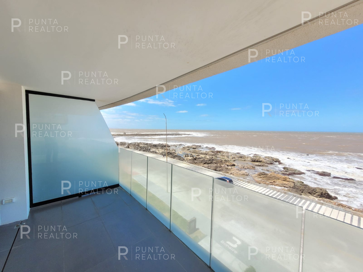 Apartamento ID.1286 - Apartamento en Venta, a estrenar, Primera fila Playa Brava - Punta del Este