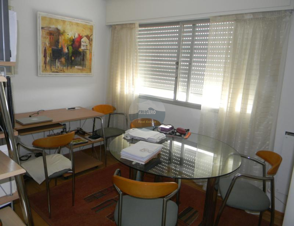 Apartamento ID.6424 - APARTAMENTO EN VENTA 4 DORMITORIOS EN EL PUERTO 