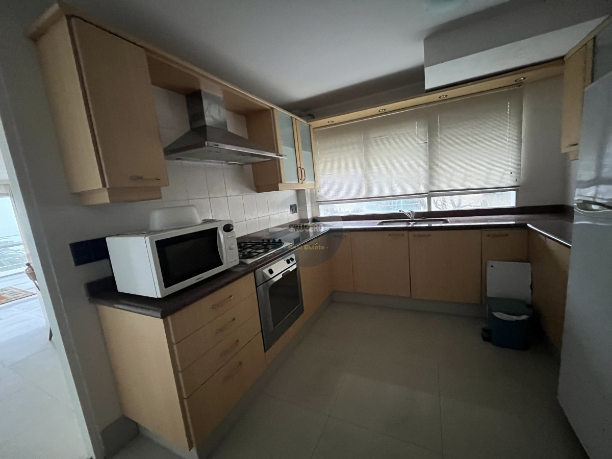 Apartamento ID.6424 - APARTAMENTO EN VENTA 4 DORMITORIOS EN EL PUERTO 