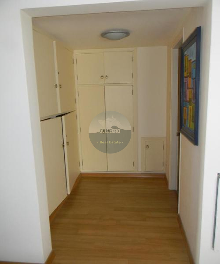 Apartamento ID.6424 - APARTAMENTO EN VENTA 4 DORMITORIOS EN EL PUERTO 