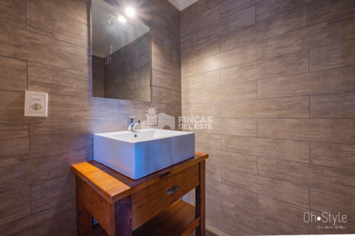 Casa ID.2578/ALQUILO-CASA-PARA-TEMPORADA,-3-DORMITORIOS,-2-BAÑOS,-PARRILLERO,-PUNTA-DEL-ESTE. - ALQUILO CASA PARA TEMPORADA, 3 DORMITORIOS, 2 BAÑOS, PARRILLERO, PUNTA DEL ESTE.