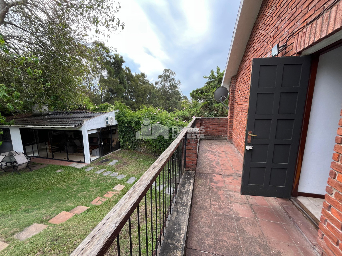 Casa ID.2286/Jardines-de-cordoba--Proximo-a-los-colegios-3-dormitorios. - Jardines de cordoba - Proximo a los colegios 3 dormitorios.