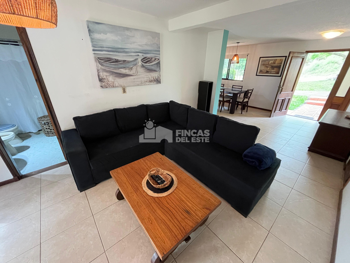 Casa ID.2286/Jardines-de-cordoba--Proximo-a-los-colegios-3-dormitorios. - Jardines de cordoba - Proximo a los colegios 3 dormitorios.