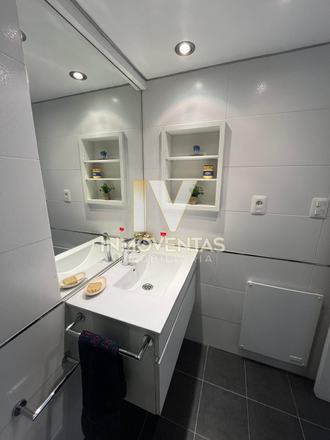 Apartamento ID.4585 - Apartamento en venta frente al mar! Punta del este