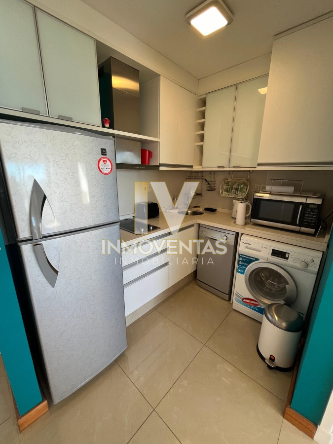 Apartamento ID.4585 - Apartamento en venta frente al mar! Punta del este