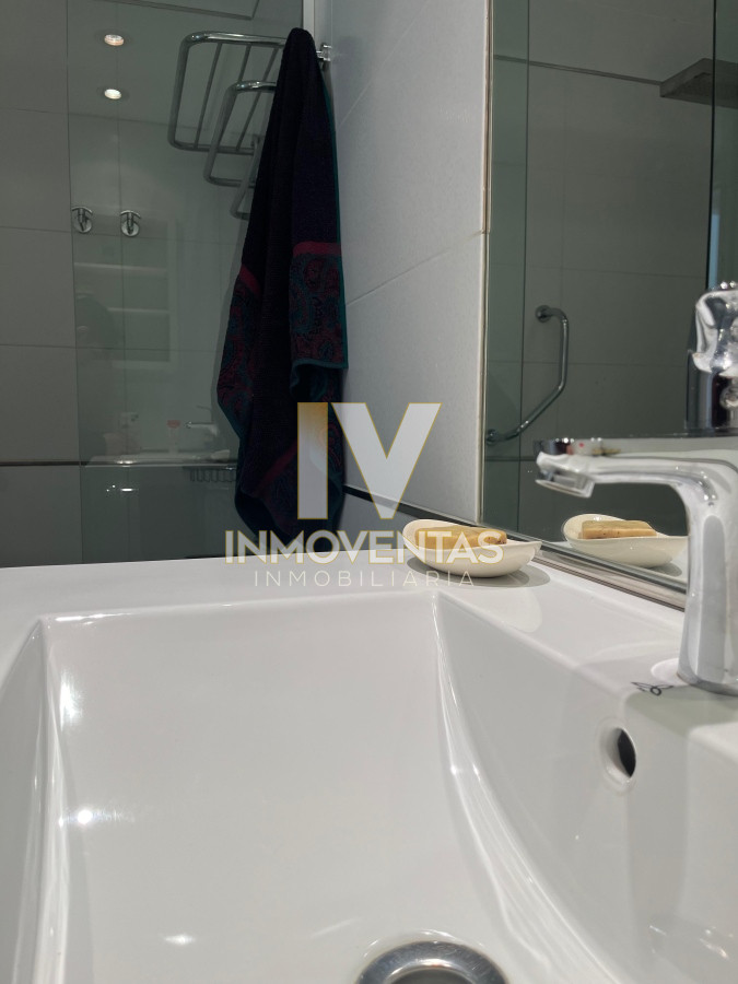 Apartamento ID.4585 - Apartamento en venta frente al mar! Punta del este