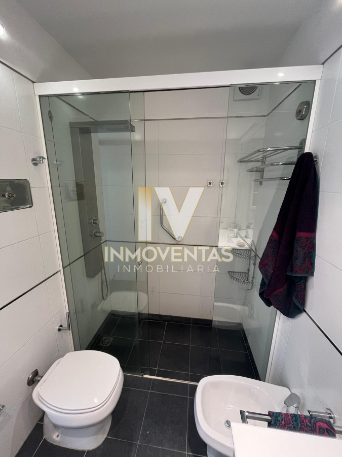 Apartamento ID.4585 - Apartamento en venta frente al mar! Punta del este