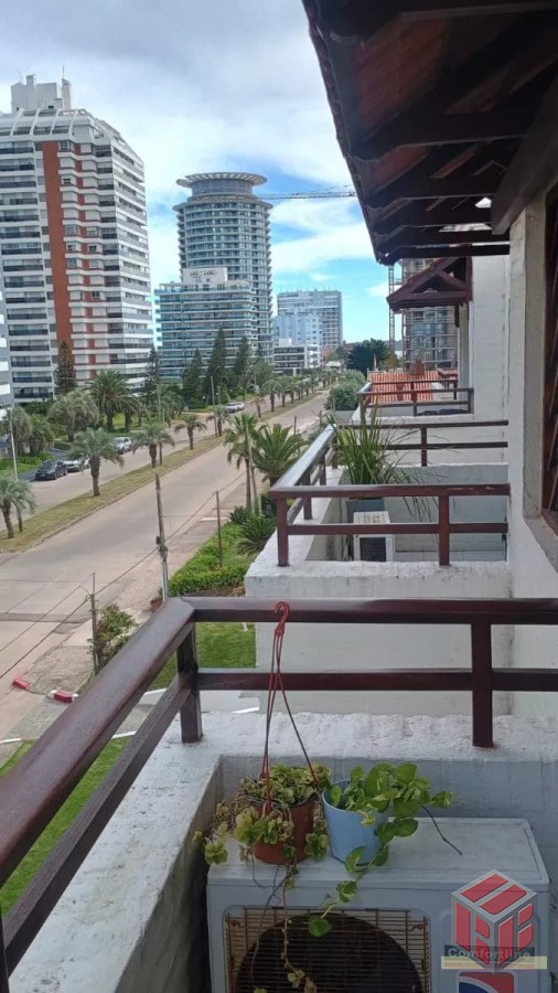 Apartamento ID.8988 - Apartamento en venta - 1 Dormitorio Playa Brava
