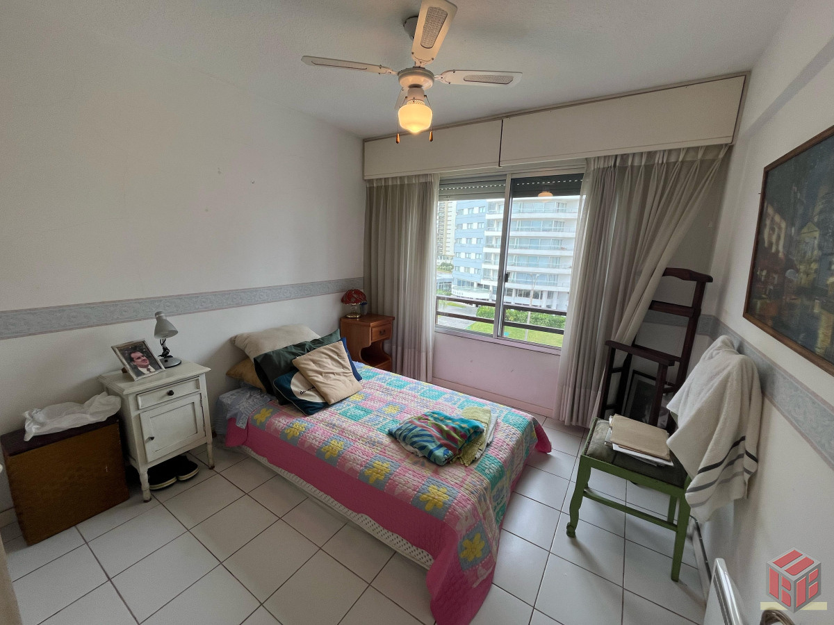 Apartamento ID.8988 - Apartamento en venta - 1 Dormitorio Playa Brava