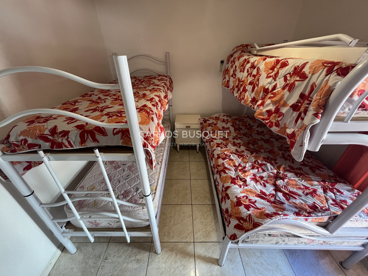 Apartamento ID.813 - Apartamento en venta o alquiler temporario - 3 dormitorios Playa Mansa.
