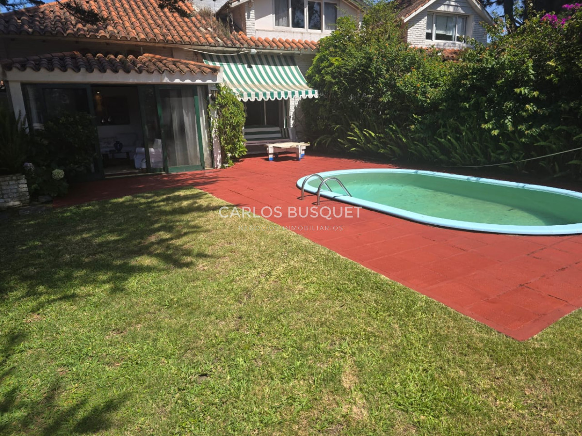 Casa ID.1427 - Casa en San Rafael - 4 dormitorios, Piscina.