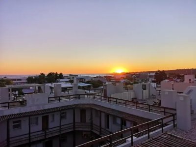 Apartamento Penthouse en venta, Manantiales. 2 dormitorios.