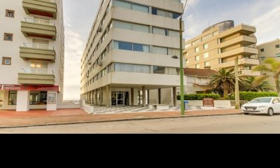 Apartamento en venta, 4 dormitorios, puerto Punta del Este.