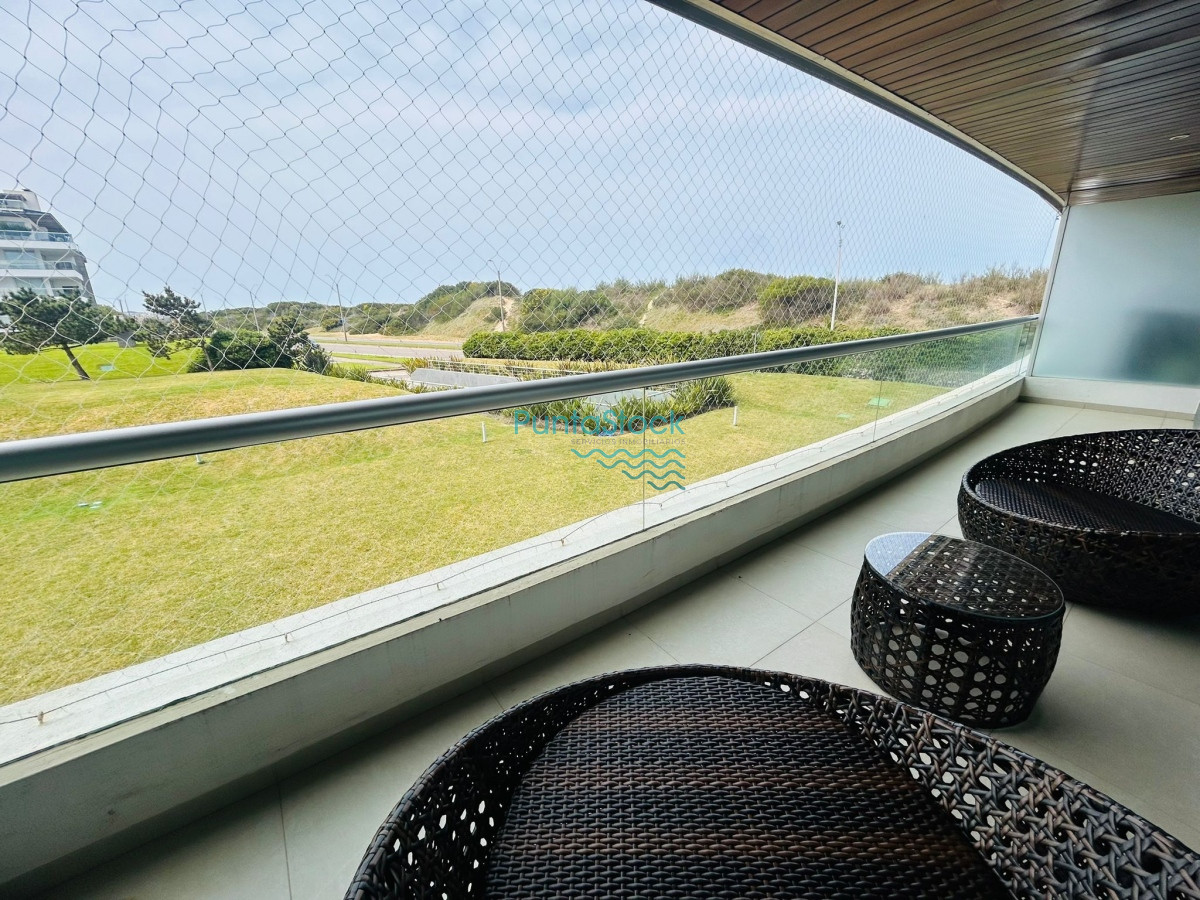 Apartamento en alquiler - Primera línea Brava 3 dormitorios + Dep. - PSK1972A