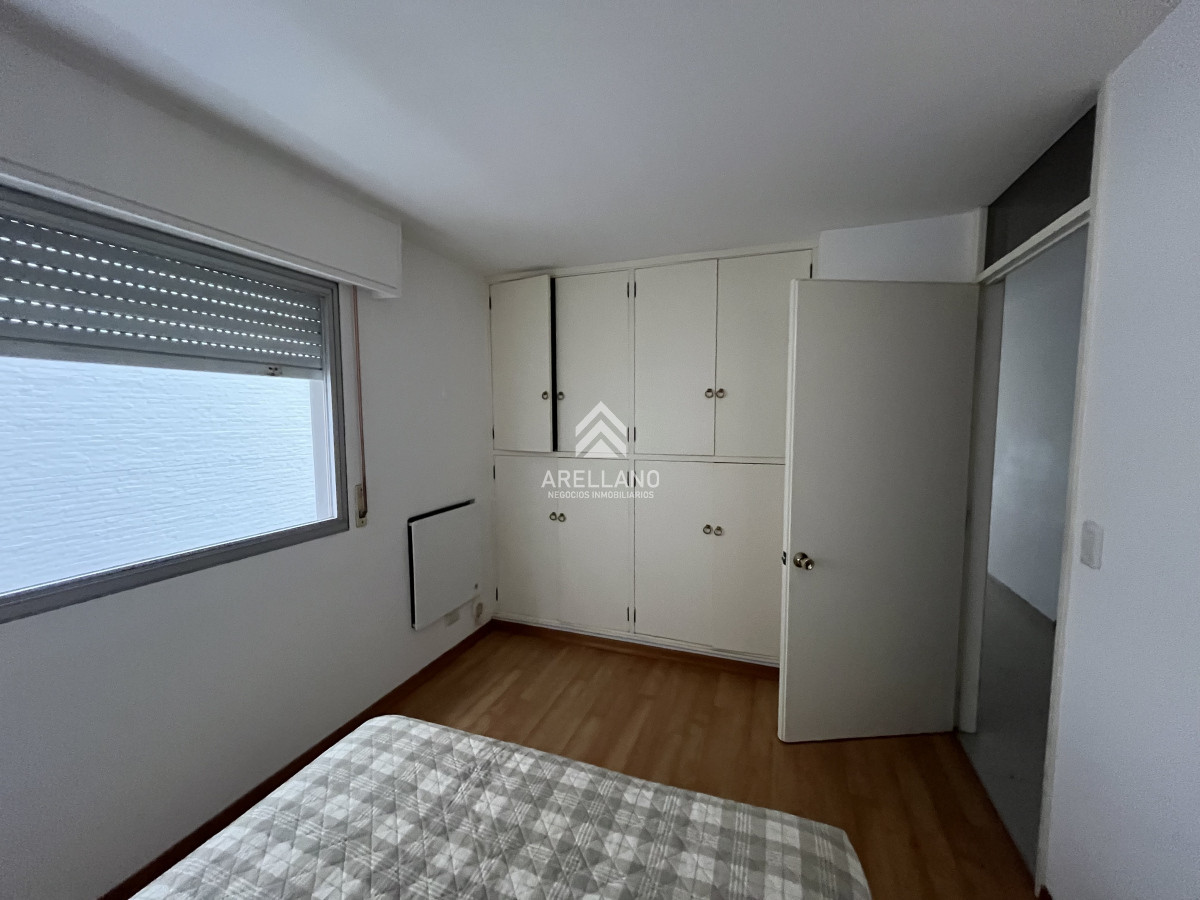 Apartamento ID.3873 - Apartamento en venta, puerto Punta del Este.