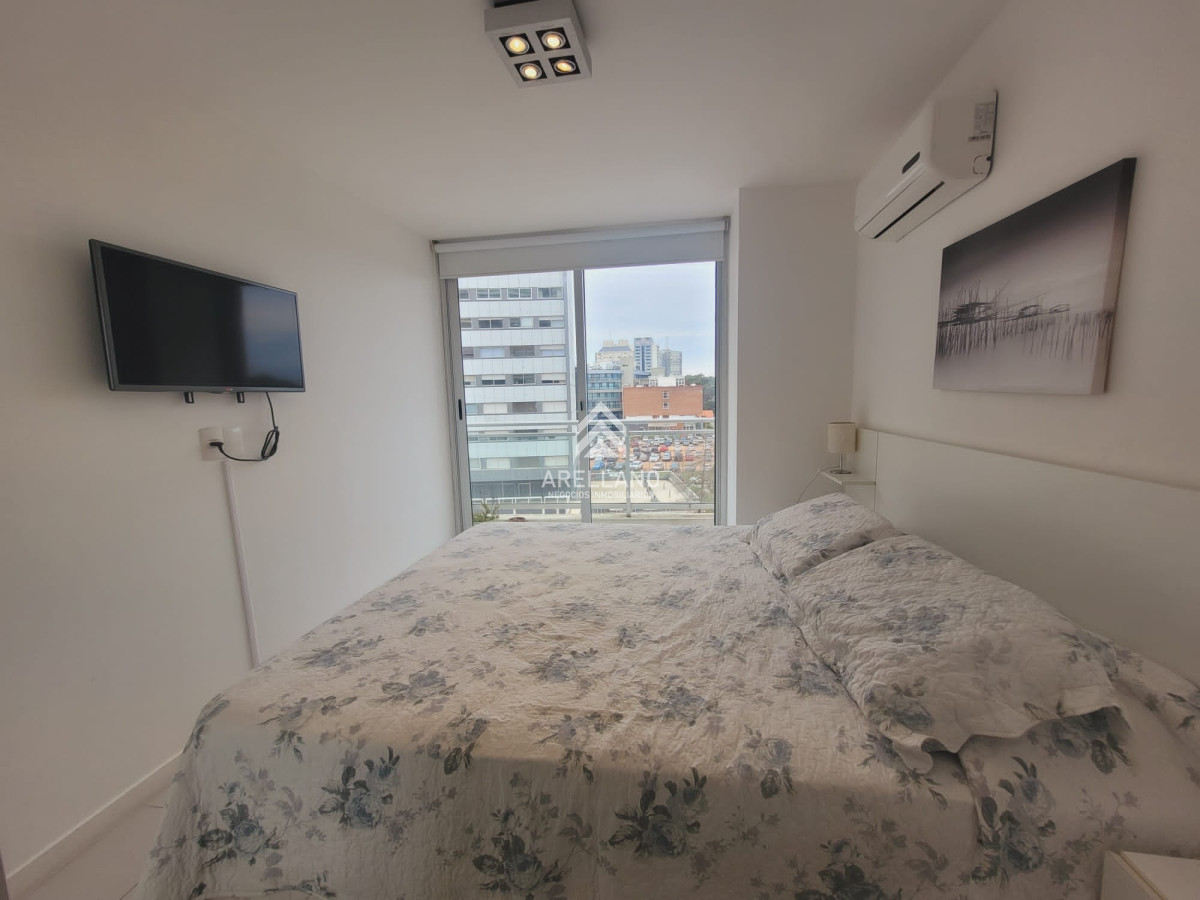 Apartamento ID.4401 - Venta apartamento 2 dormitorios, Punta del Este