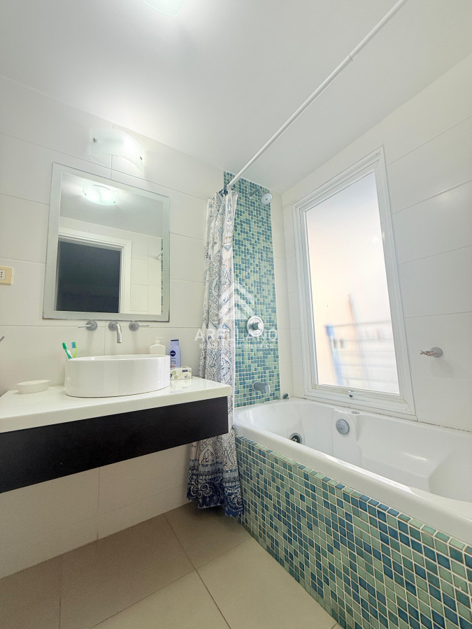 Apartamento ID.5530 - Venta apartamento 3 dormitorios Playa Brava