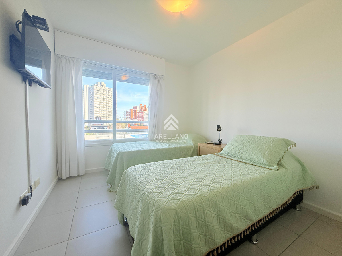 Apartamento ID.5530 - Venta apartamento 3 dormitorios Playa Brava