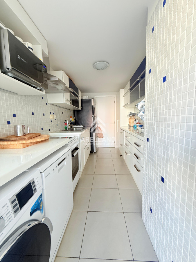 Apartamento ID.5530 - Venta apartamento 3 dormitorios Playa Brava