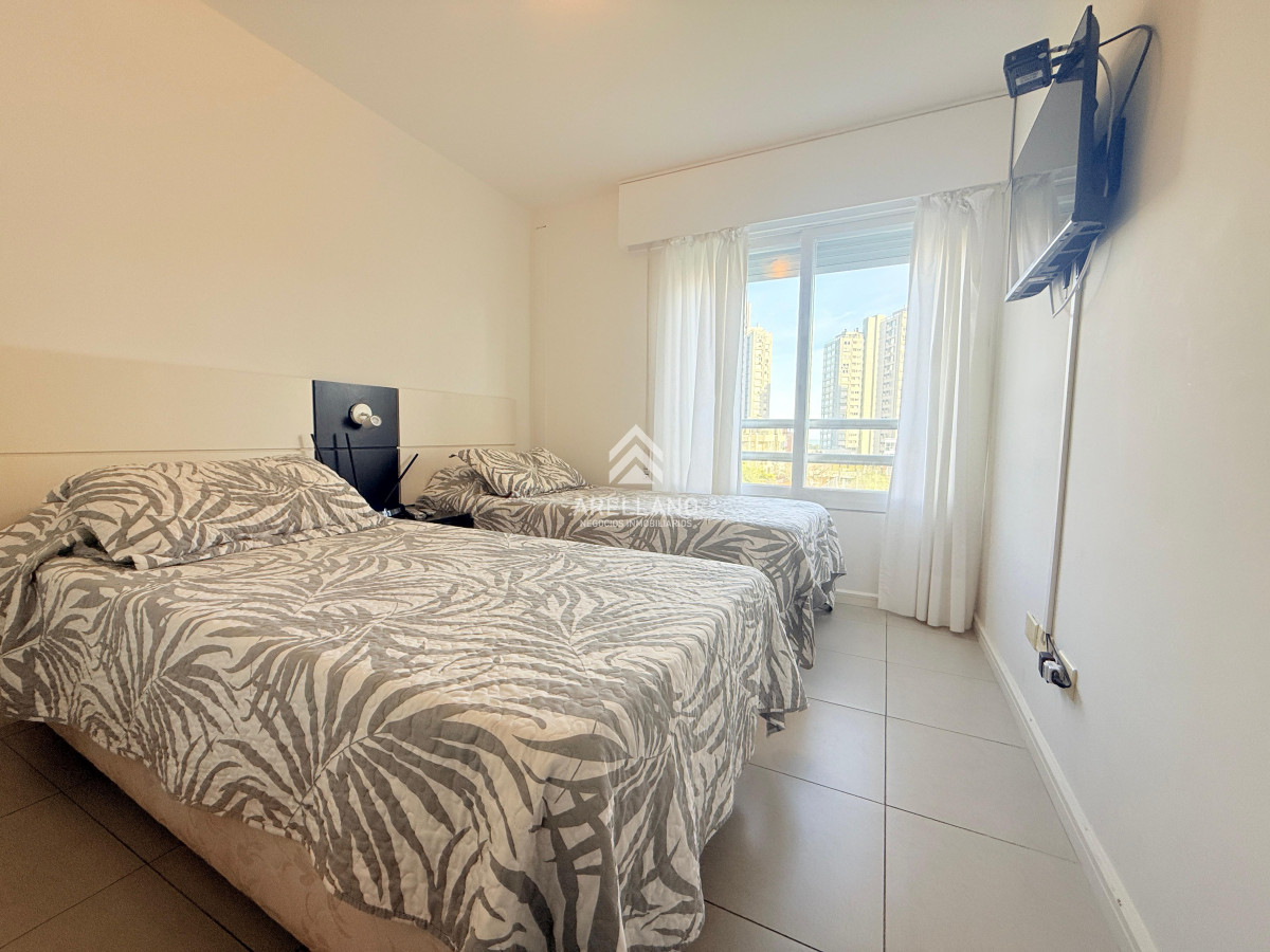 Apartamento ID.5530 - Venta apartamento 3 dormitorios Playa Brava