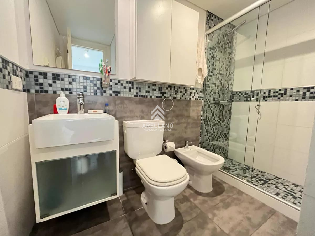 Apartamento ID.5054 - Apartamento en venta - 2 Dormitorios Playa Brava.