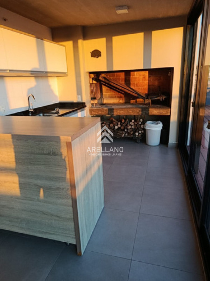 Apartamento ID.4834 - Se Vende Apartamento De 2 Dormitorios En Barrio Cantegril
