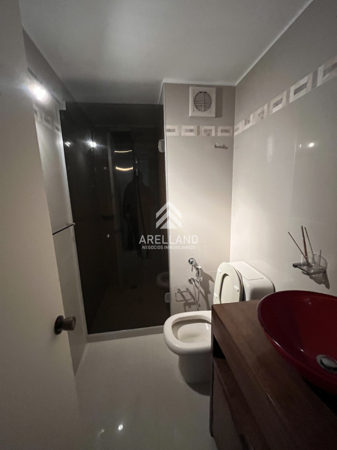 Apartamento ID.3873 - Apartamento en venta, puerto Punta del Este.