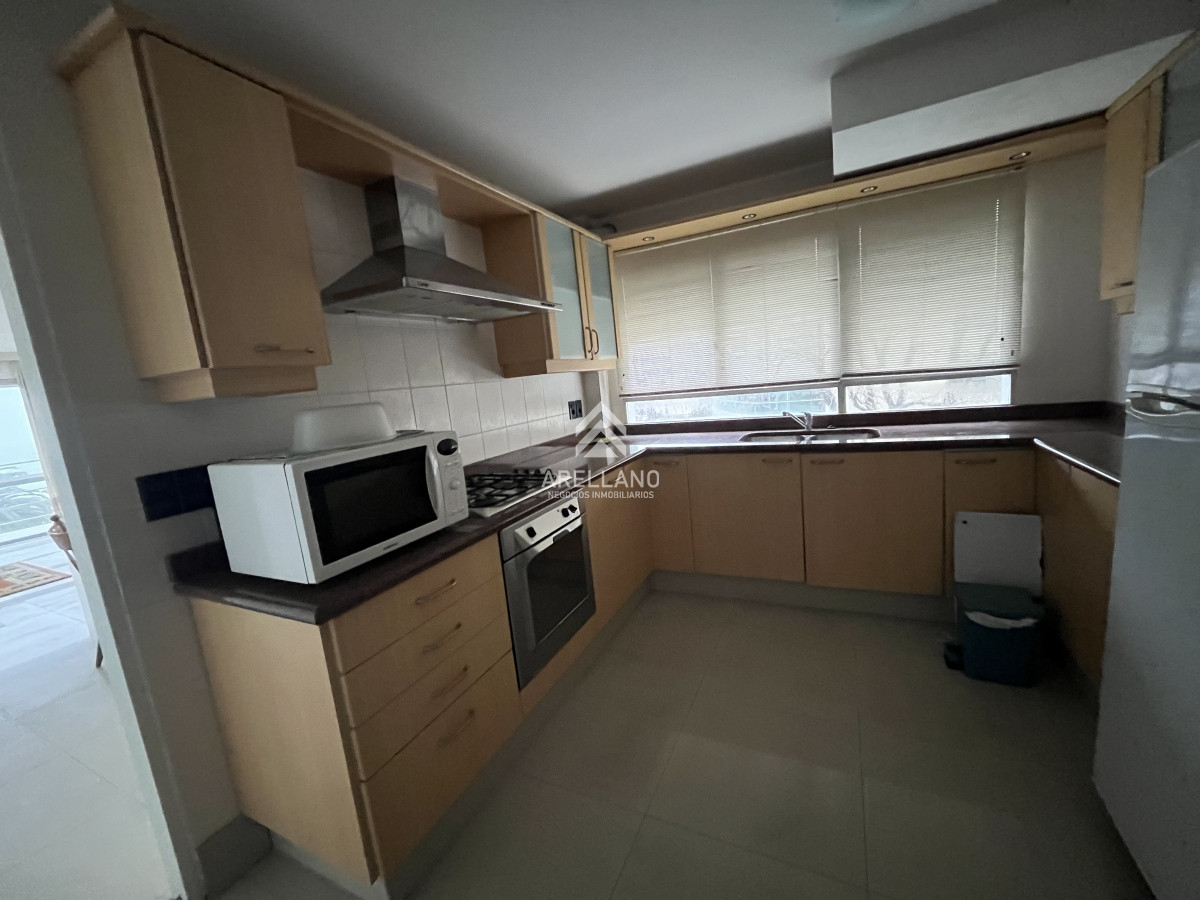 Apartamento ID.3873 - Apartamento en venta, puerto Punta del Este.