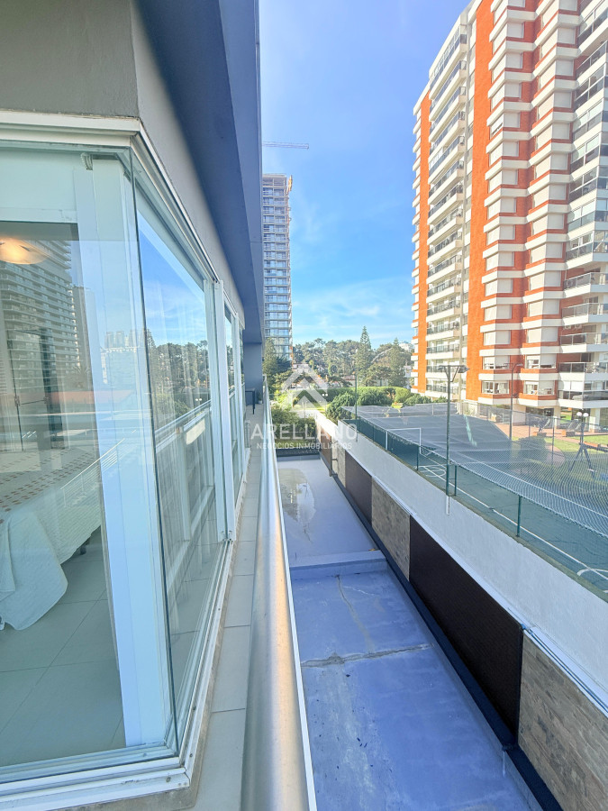 Apartamento ID.5530 - Venta apartamento 3 dormitorios Playa Brava