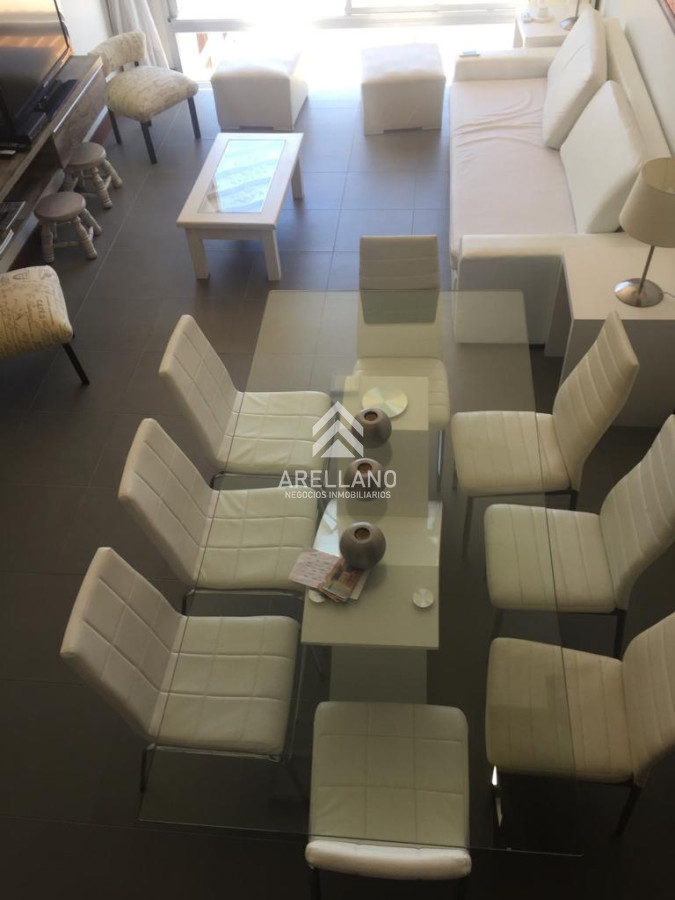 Apartamento ID.3841 - Apartamento Penthouse en venta y alquiler de temporada, Manantiales.