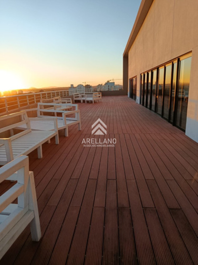 Apartamento ID.4834 - Se Vende Apartamento De 2 Dormitorios En Barrio Cantegril