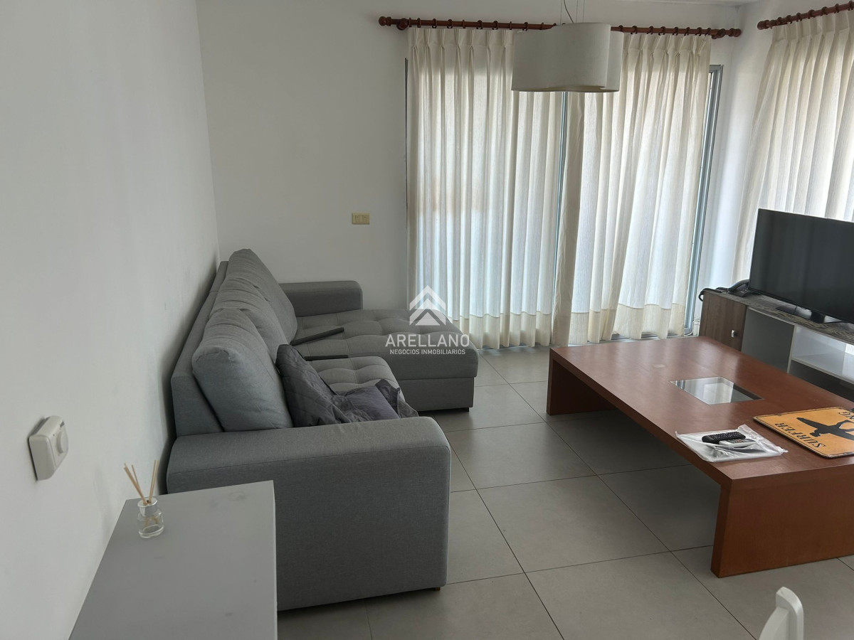 Apartamento ID.3838 - Apartamento en venta y alquiler de 2 dormitorios, Punta Del Este.