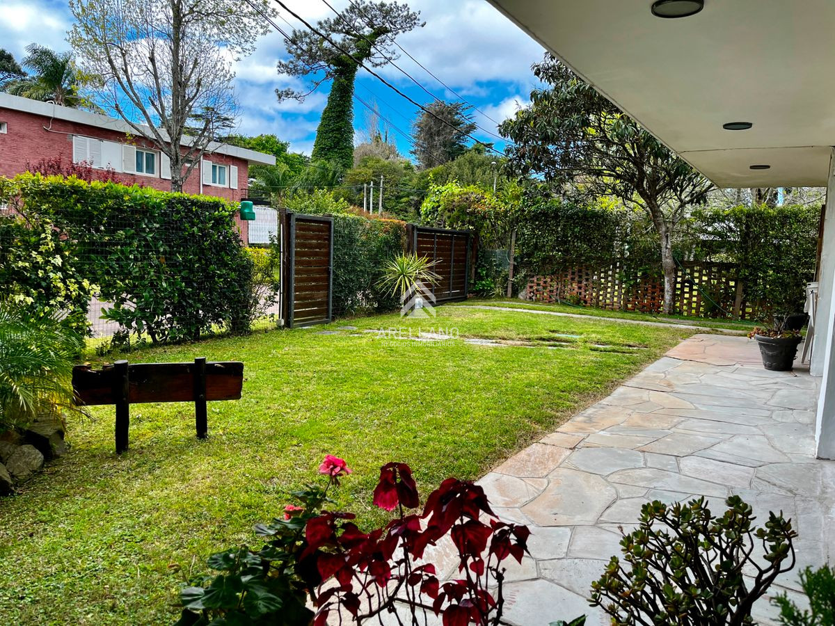 Casa ID.5327 - Casa Chalet en Alquiler de temporada