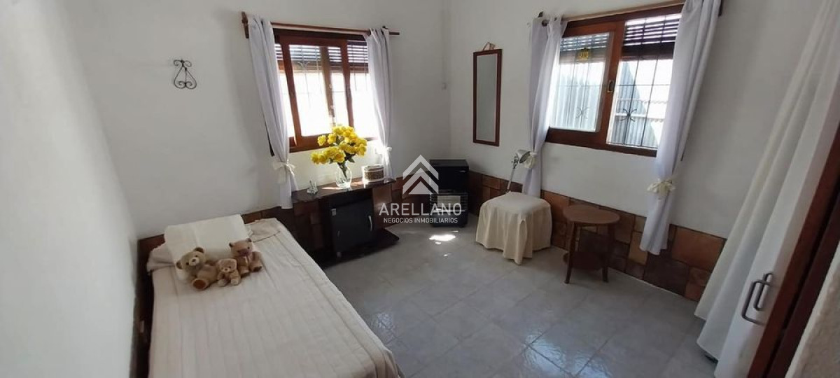 Casa ID.4226 - Casa en venta Maldonado - 3 dormitorios Barrio las cooperativas.