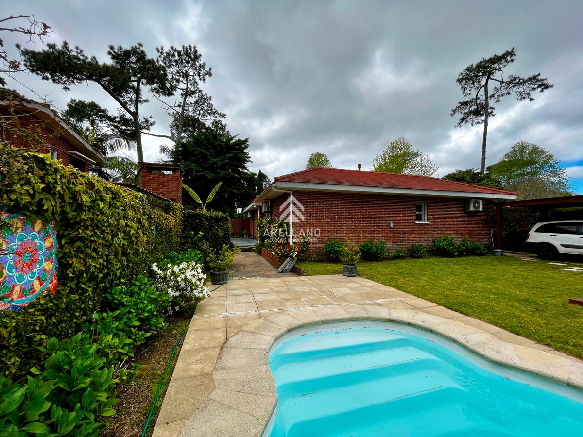 Casa ID.5327 - Casa Chalet en Alquiler de temporada