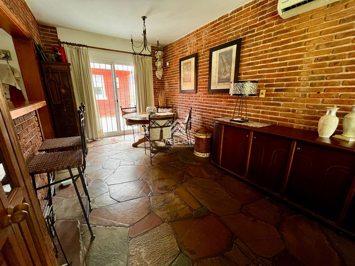 Casa ID.5327 - Casa Chalet en Alquiler de temporada
