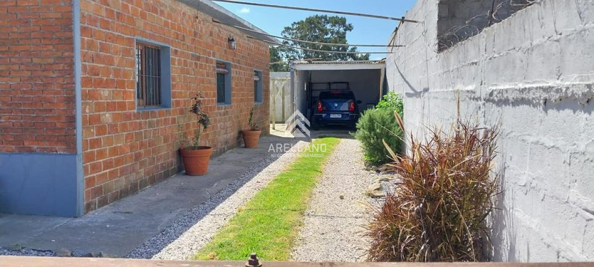 Casa ID.4226 - Casa en venta Maldonado - 3 dormitorios Barrio las cooperativas.