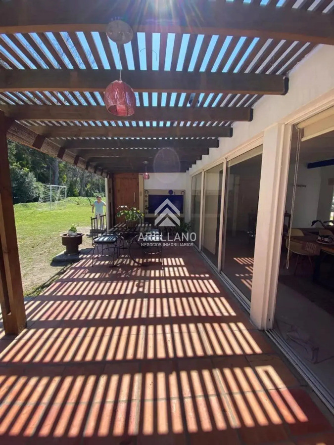 Casa ID.5516 - Venta y alquiler anual casa 3 dormitorios Punta Ballena 