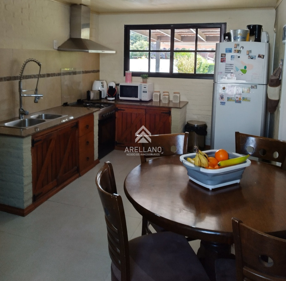 Casa ID.4795 - Casa En alquiler de verano y Venta Punta Del Este, Pinares.