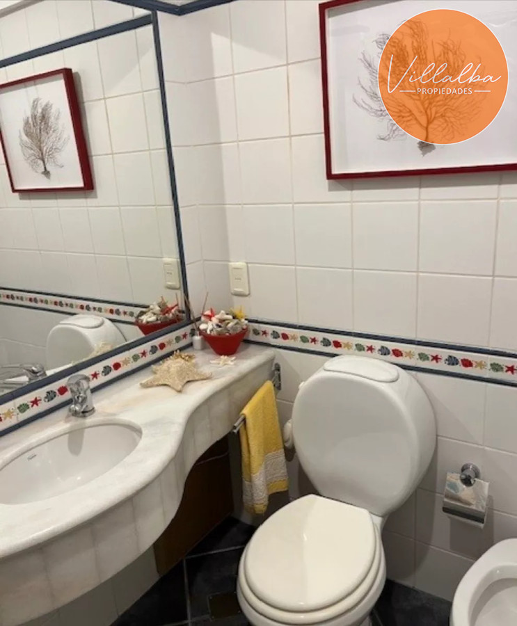 Apartamento ID.3315 - Apartamento en venta frente al mar - 2 dormitorios Playa Mansa.