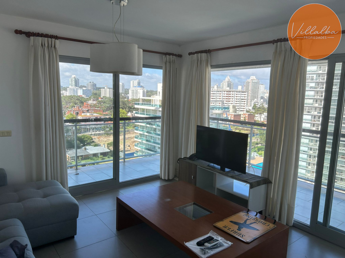Apartamento ID.2738 - Apartamento en venta y alquiler de 2 dormitorios, Punta Del Este.