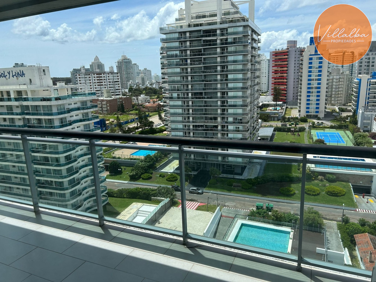 Apartamento ID.2738 - Apartamento en venta y alquiler de 2 dormitorios, Punta Del Este.