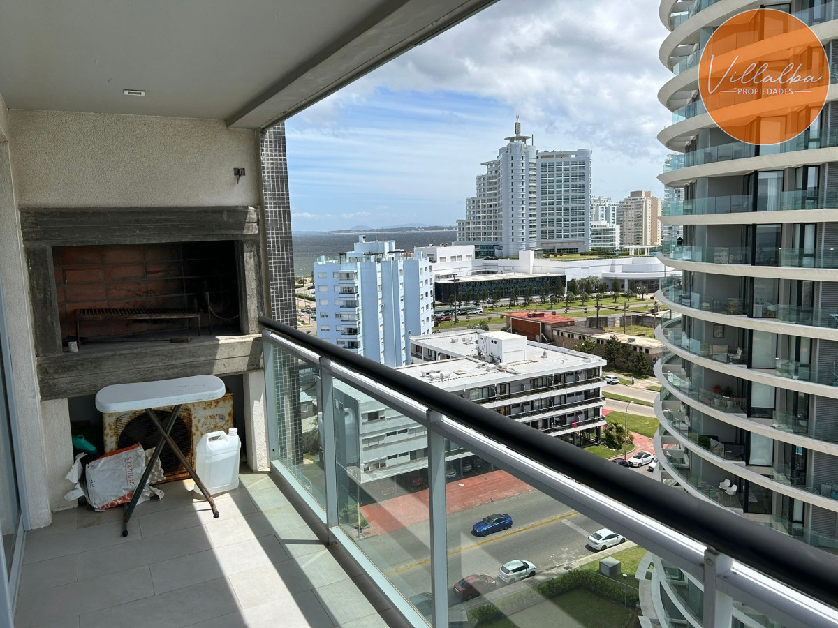 Apartamento ID.2738 - Apartamento en venta y alquiler de 2 dormitorios, Punta Del Este.