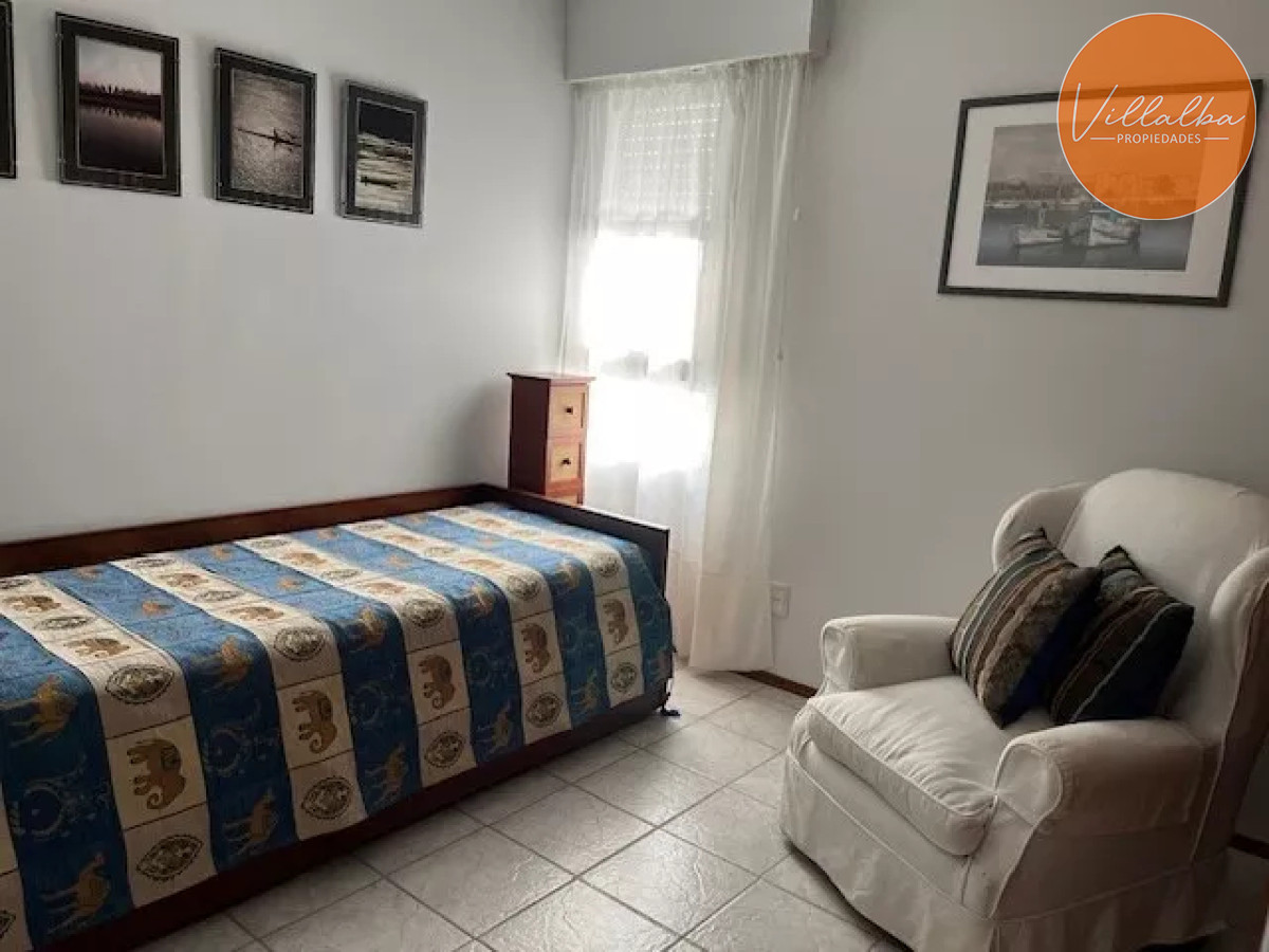 Apartamento ID.3315 - Apartamento en venta frente al mar - 2 dormitorios Playa Mansa.